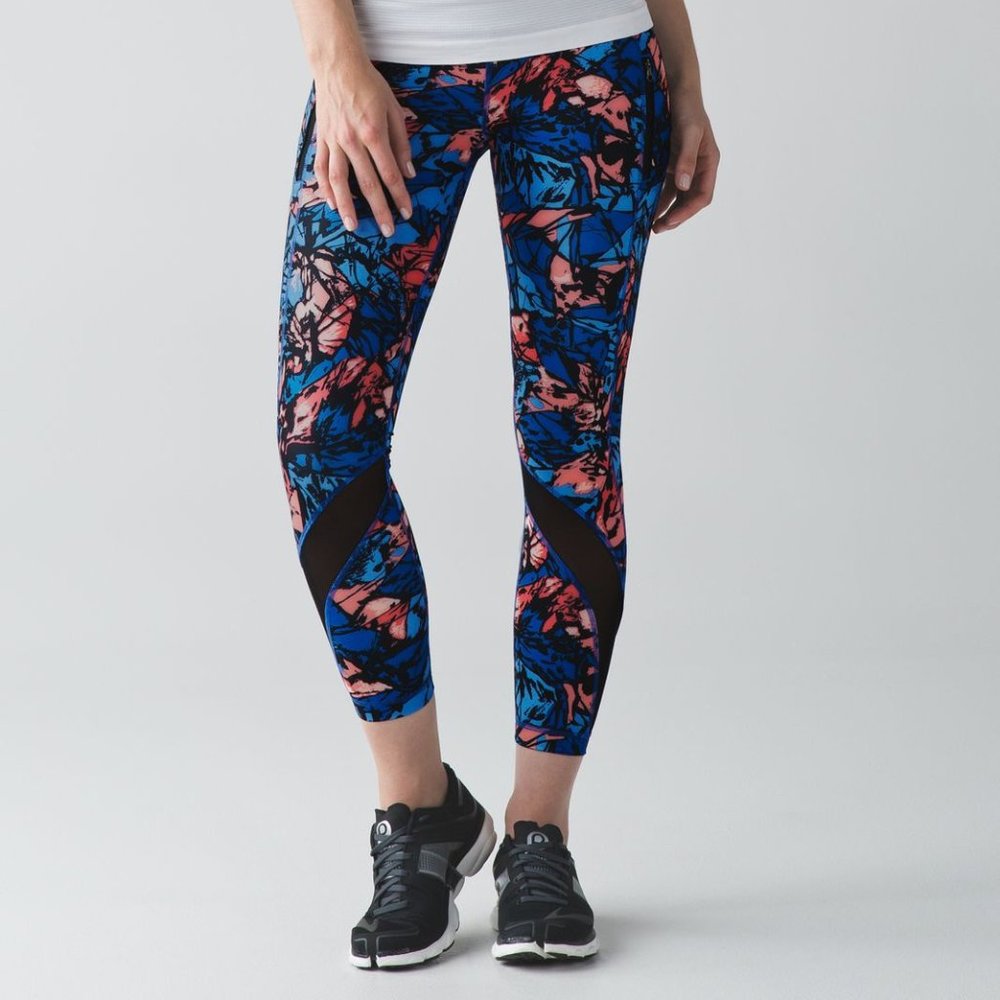Lululemon Inspire Leggings - Size 8 - Paint Storm